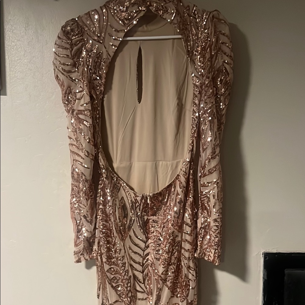 Elegant Sequin Dress in Rose Gold